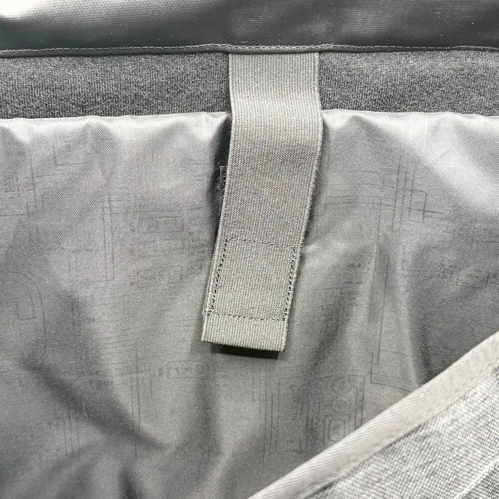 Ogio Charcoal Grey Canvas Sly Black Messenger Bag New Embroidered